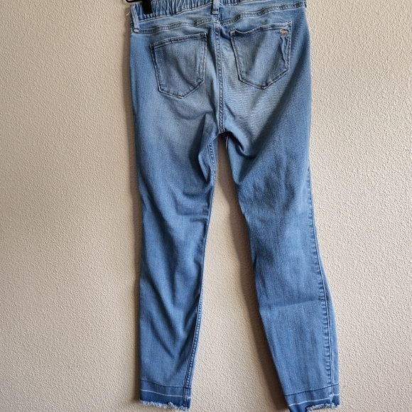 Abercrombie Kids Girls Pull-On Jean Legging - Picture 4 of 7